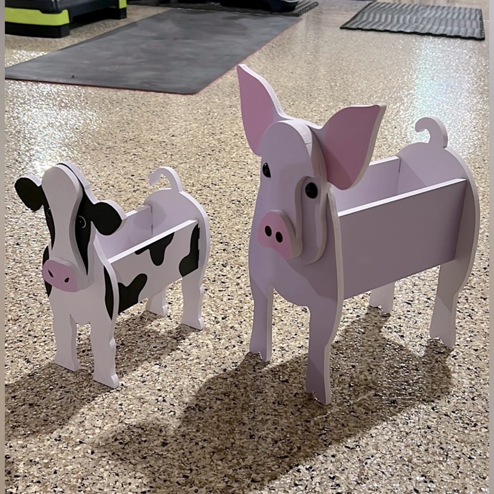 Animal planter cow/pig farm party accessories